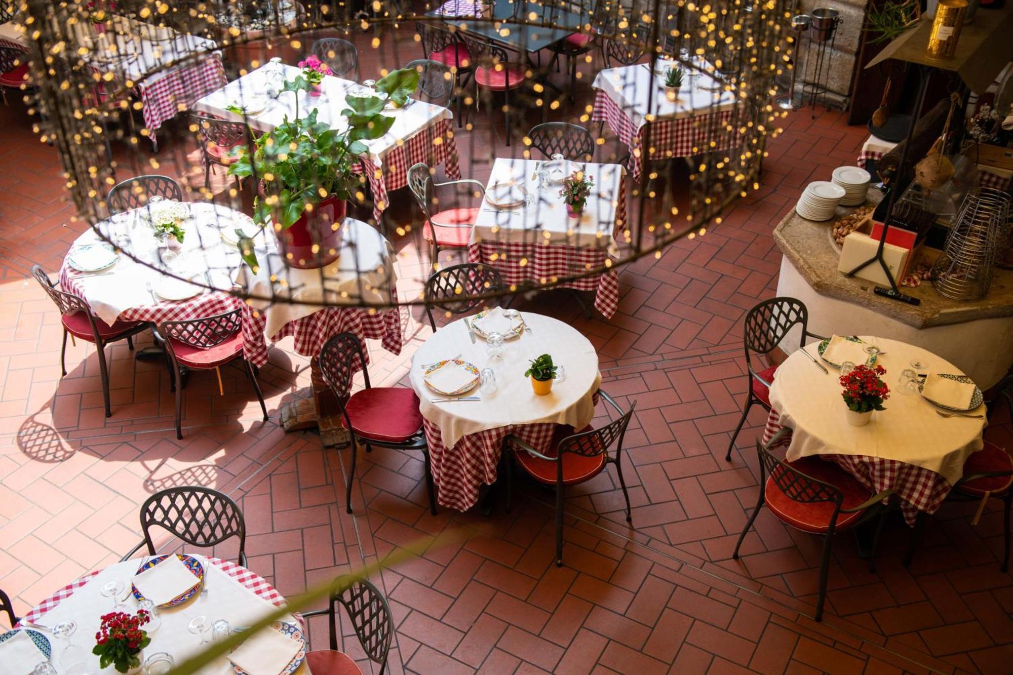 Alessi Hotel Trattoria Desenzano del Garda Dış mekan fotoğraf