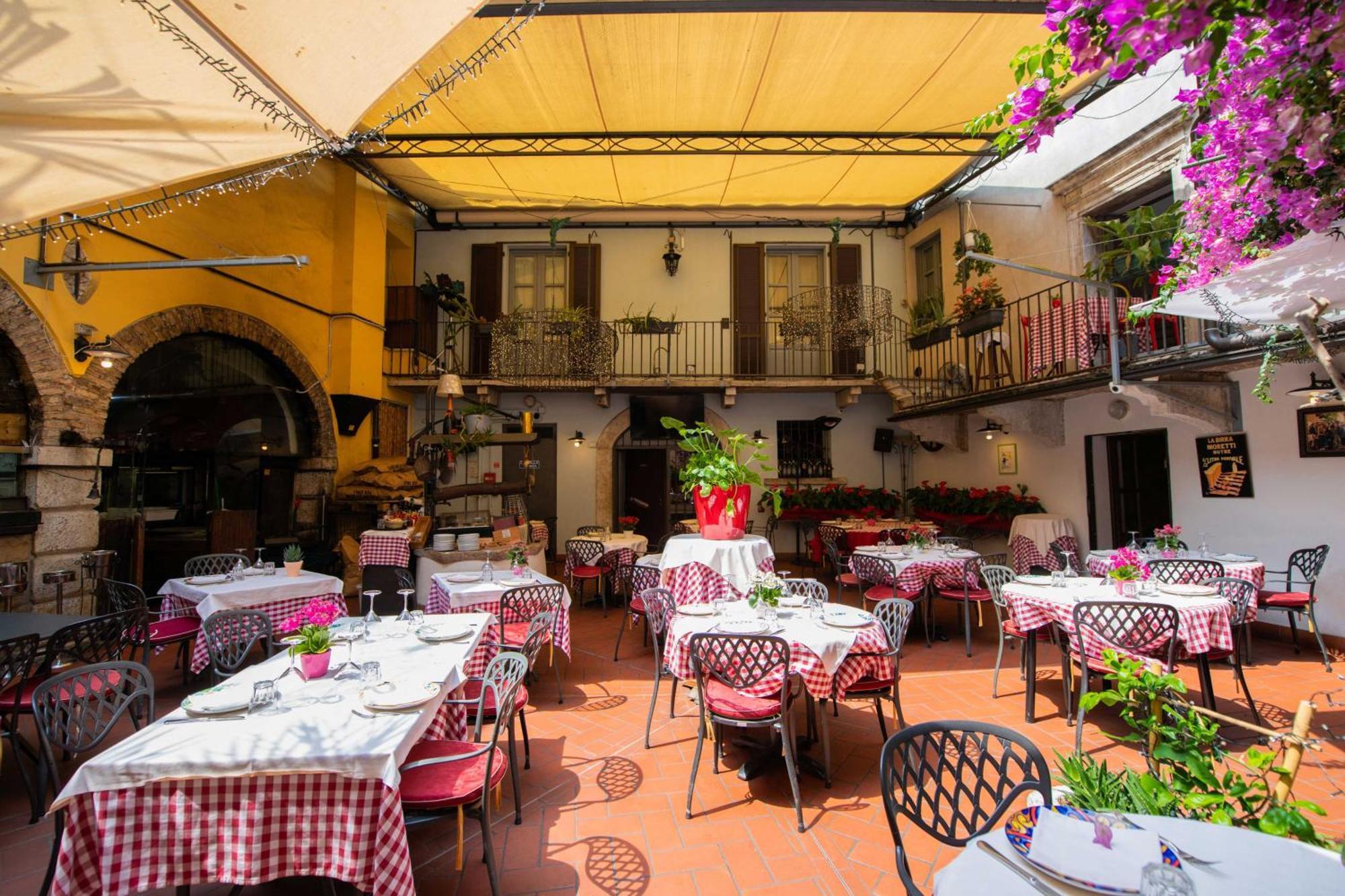 Alessi Hotel Trattoria Desenzano del Garda Dış mekan fotoğraf